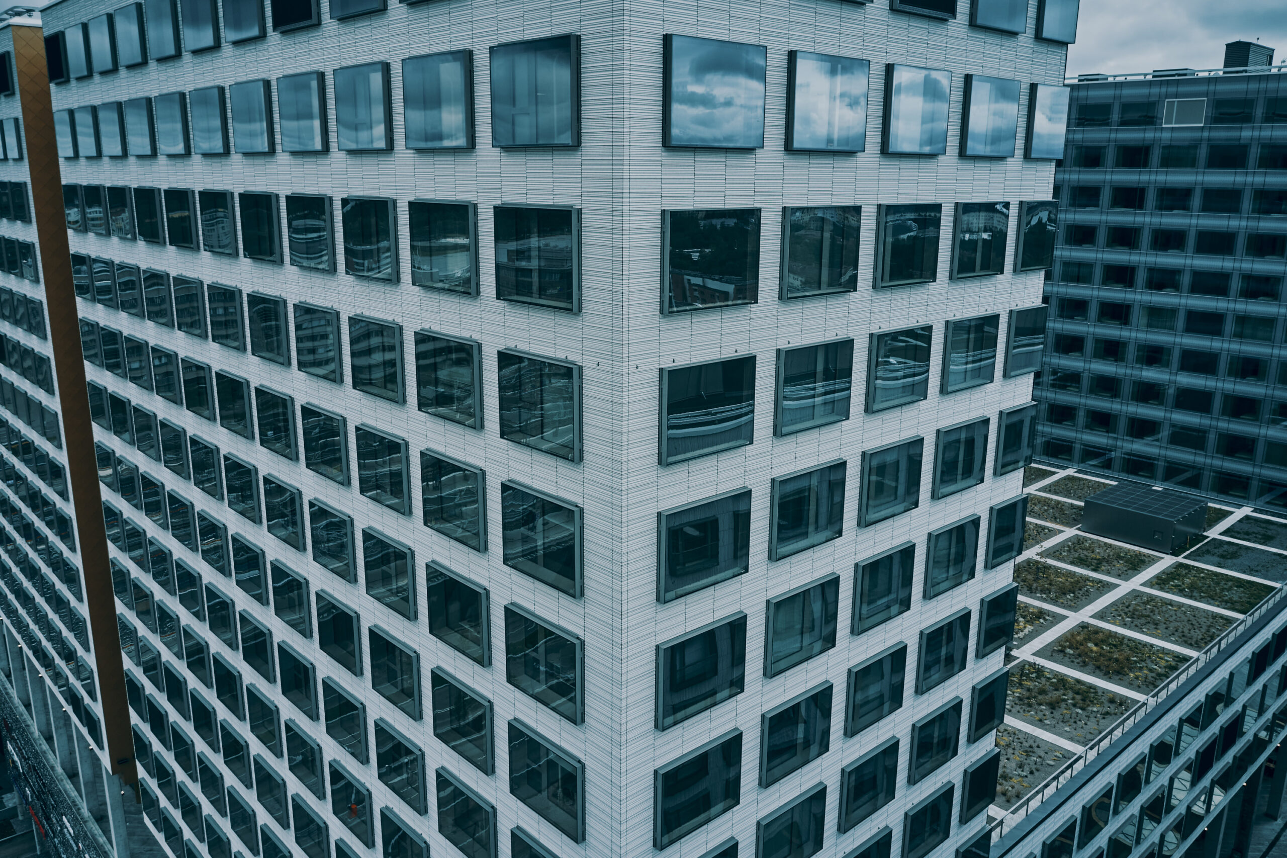 Insulating glass units with argon fill in a building